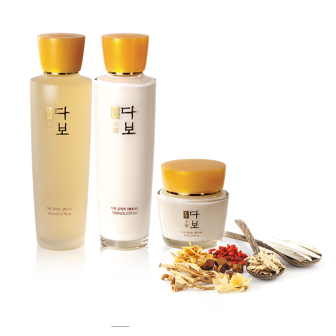 Traditional Korean Herbal Skincare set. Korean Skincare Hanbang