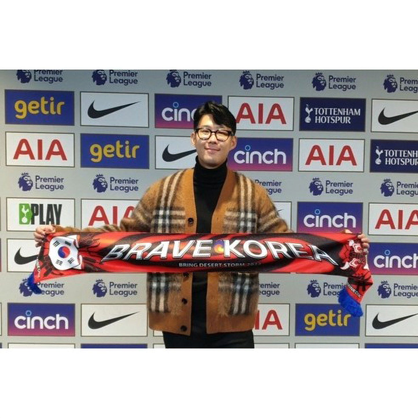 Korea Red Devils Scarf. Korean Son Heung min Support Soccer Scarf